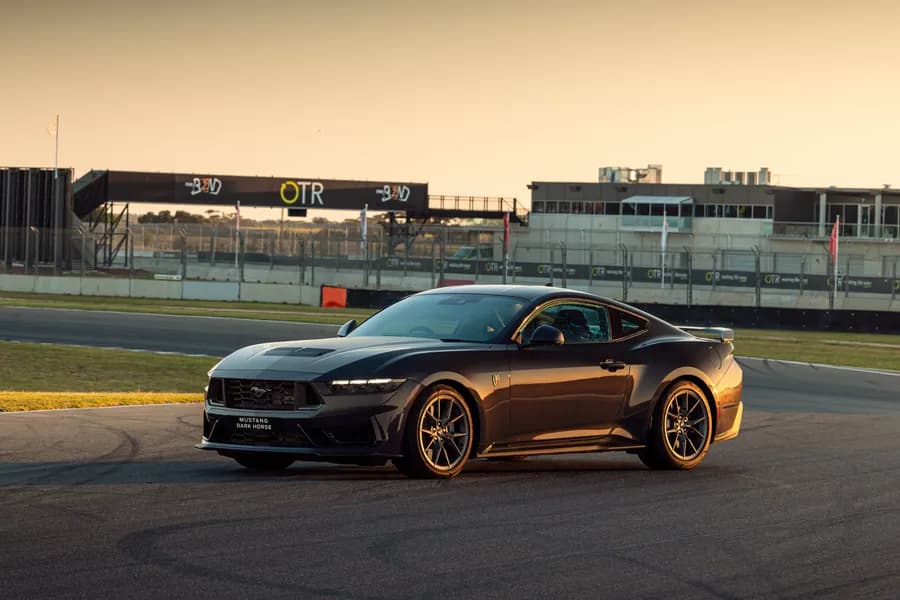 Ford Mustang Dark Horse Lead Image