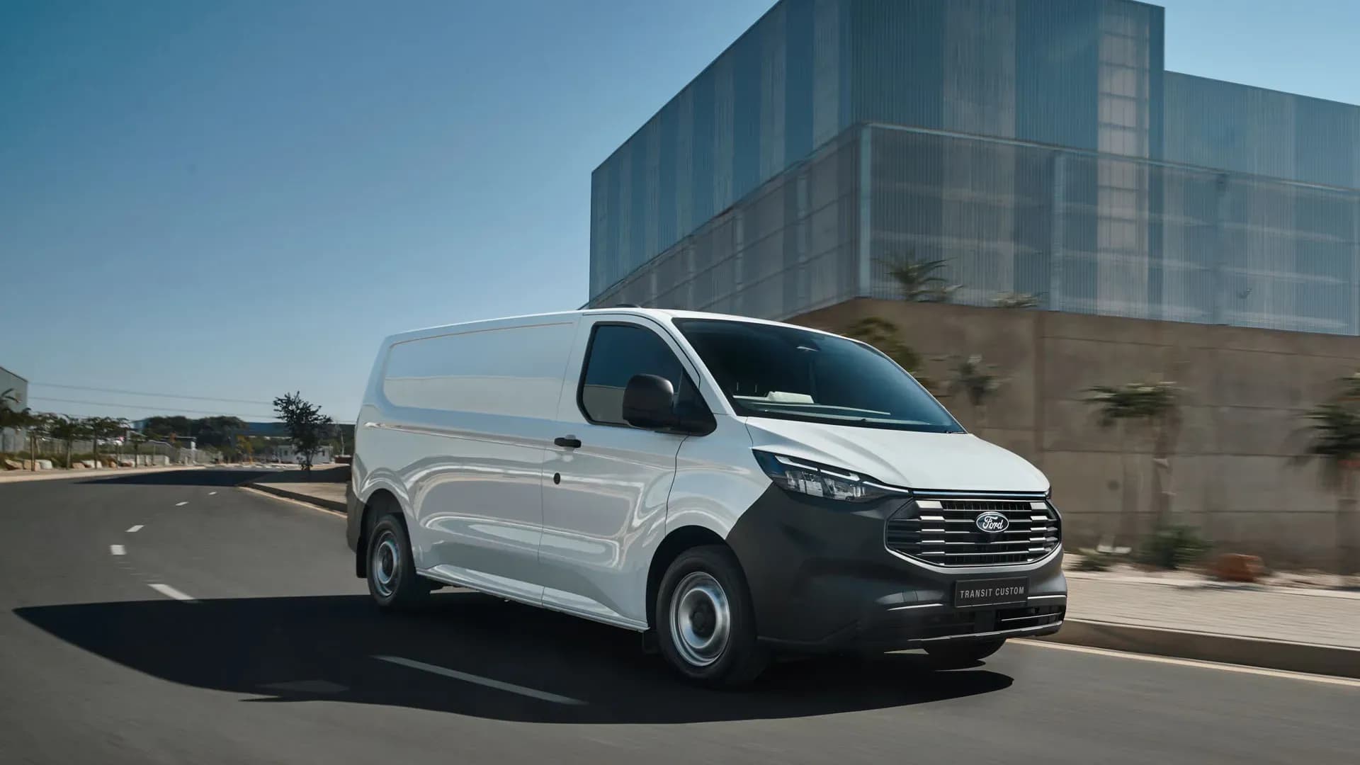 ford overview za billboard 1920x1080 transit custom on road desktop