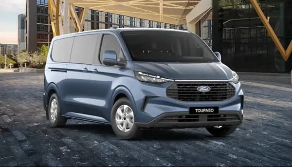 New Tourneo Custom exterior in Chrome Blue paint colour option