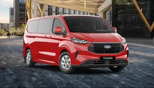 New Tourneo Custom exterior in Race Red paint colour option