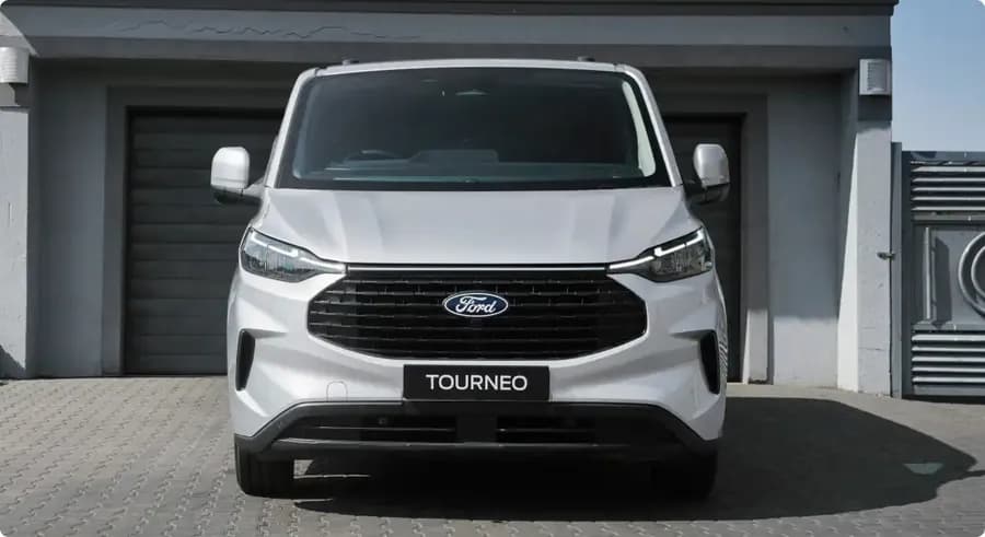 Ford Tourneo Custom range billboard — gallery