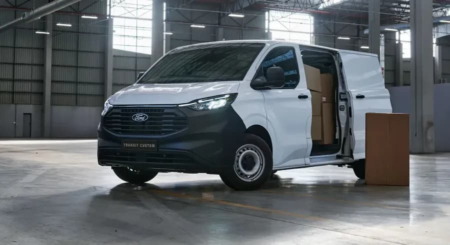 Ford Transit Custom banner — gallery