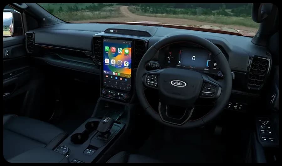 Next Level Ranger cabin with digital dashboard and 12″ touchscreen — Ford feature highlight