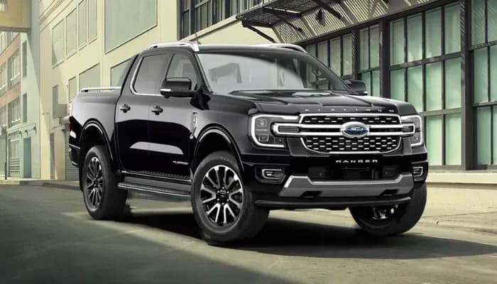 Ranger Platinum exterior in Carbonized Gray paint colour option