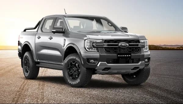 Ranger Tremor exterior in Agate Black paint colour option