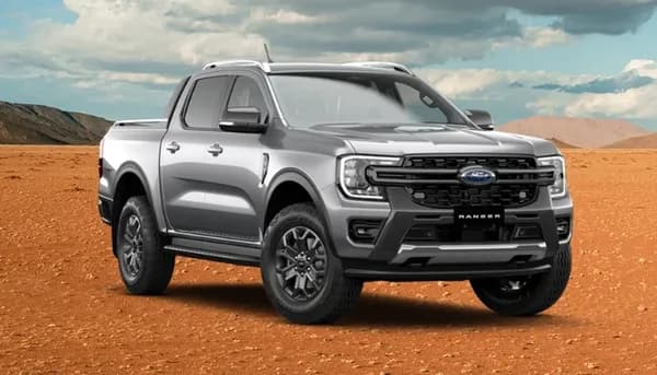 Ranger Wildtrak exterior in Iconic Silver paint colour option