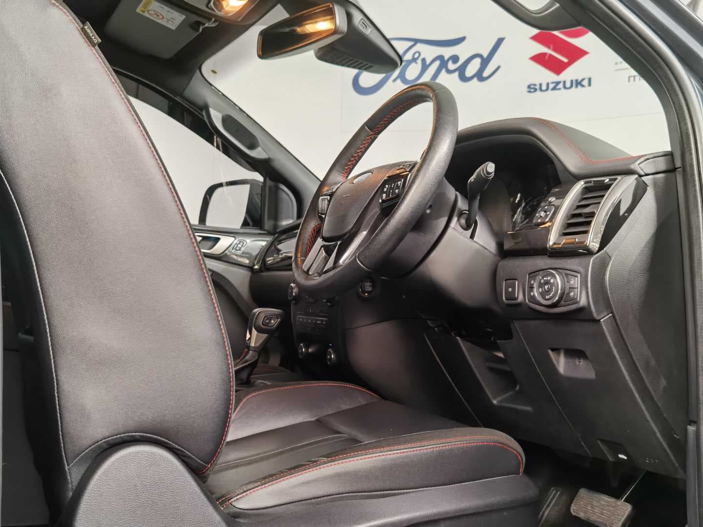 FORD RANGER 2.0D BI-TURBO STORMTRAK A/T P/U D/C image 14