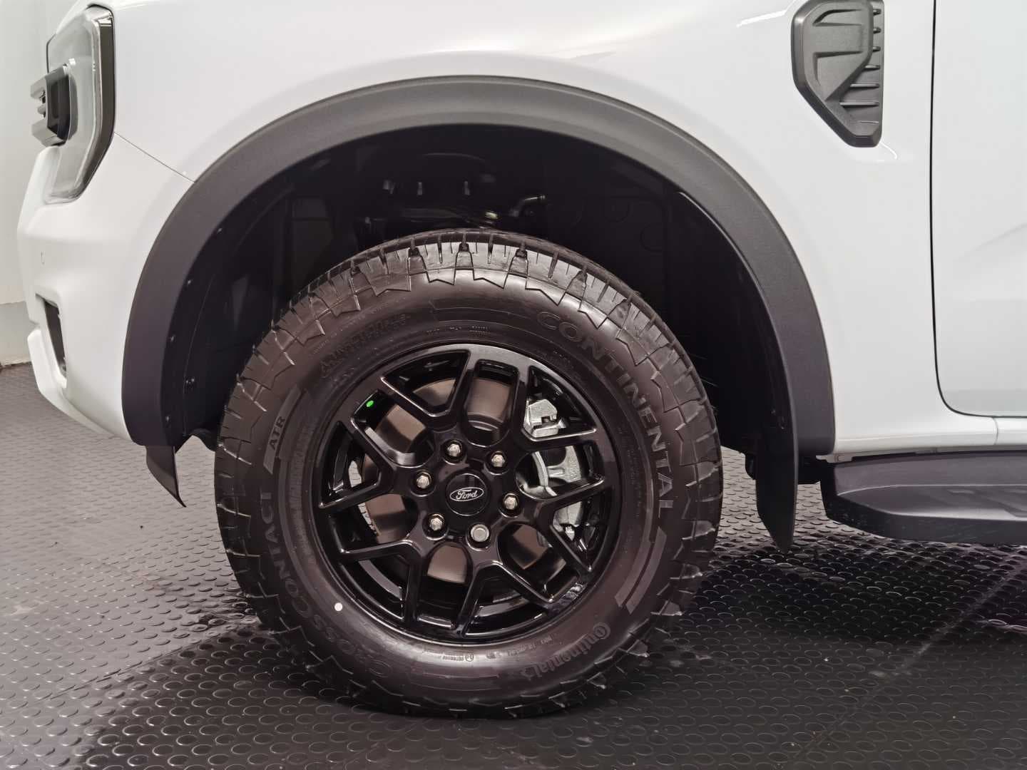 FORD RANGER 2.0D SIT XLT 4X4 A/T D/C P/U image 13