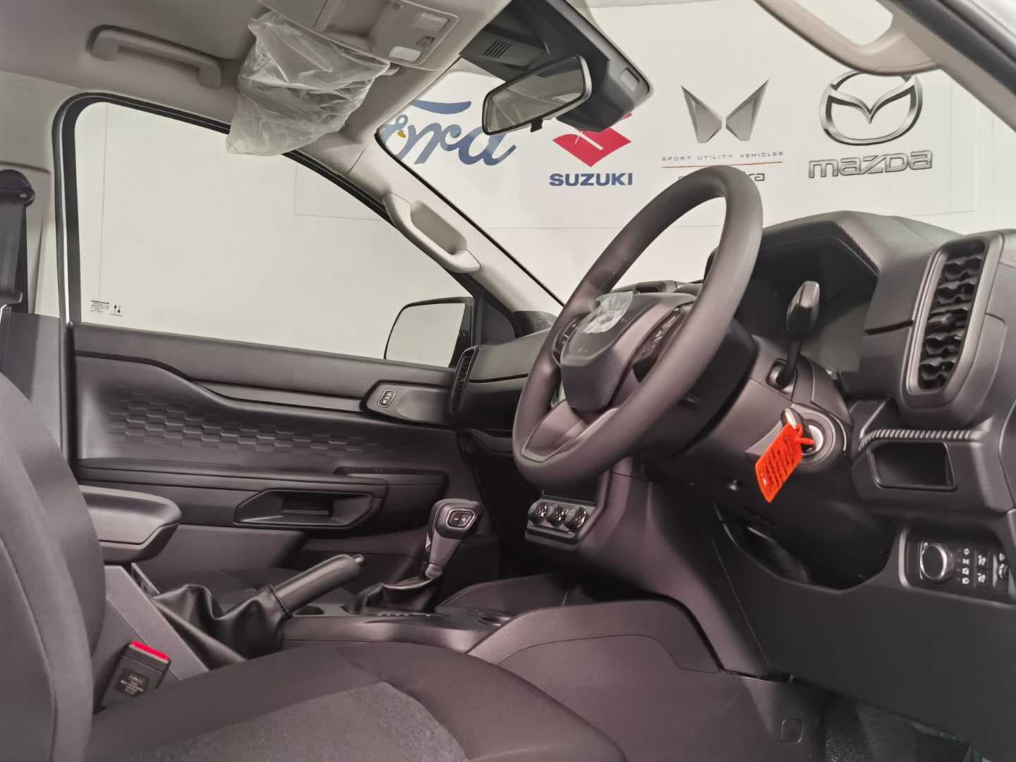FORD RANGER 2.0D SIT XL A/T D/C P/U image 17