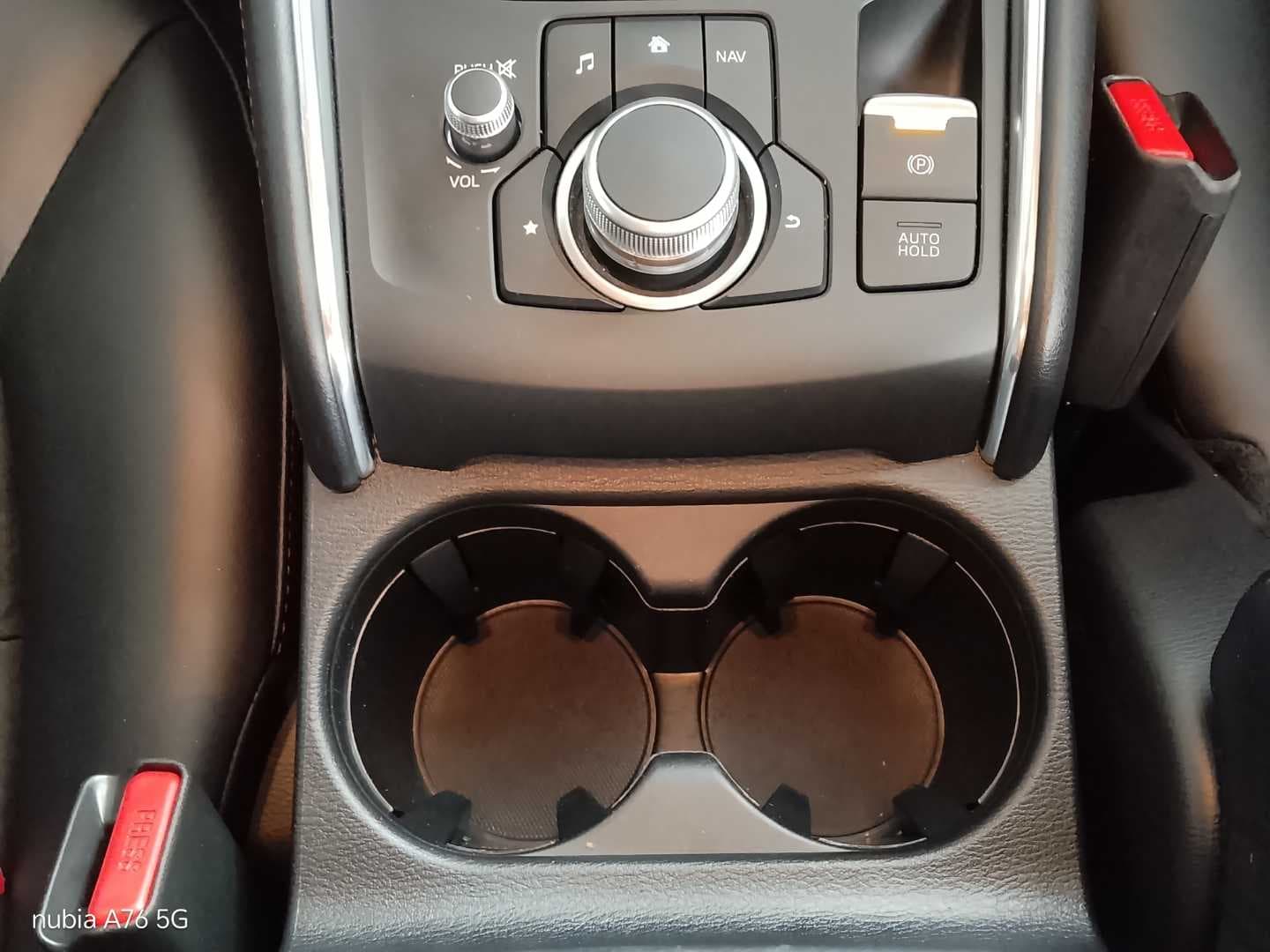 MAZDA CX-5 2.0 CARBON EDITION A/T image 12
